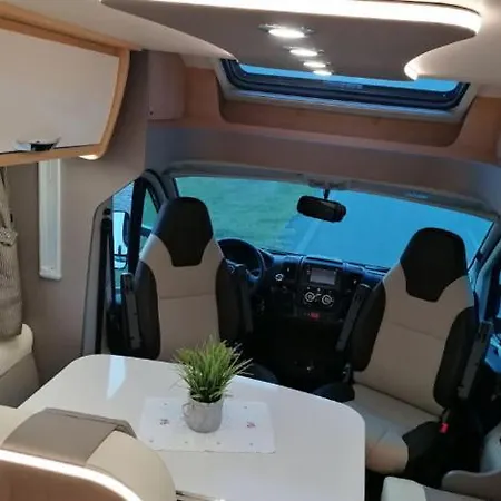 Alquiler De Autocaravanas Joafer Vincios 贡多马尔