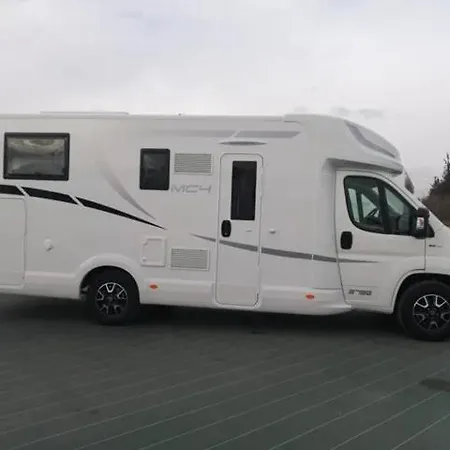 营地 Alquiler De Autocaravanas Joafer Vincios 贡多马尔